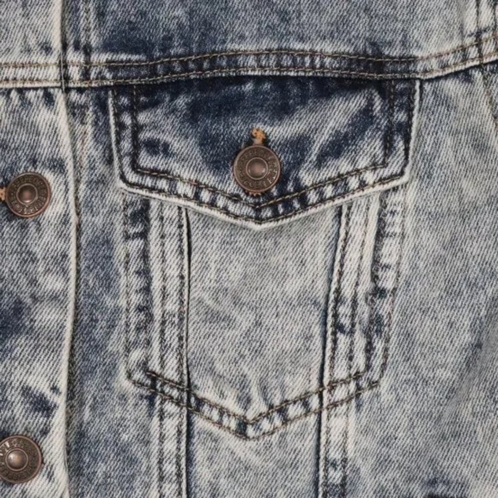Free People Light Wash Denim Jean Jacket - Pale Blue - Picture 9 of 14